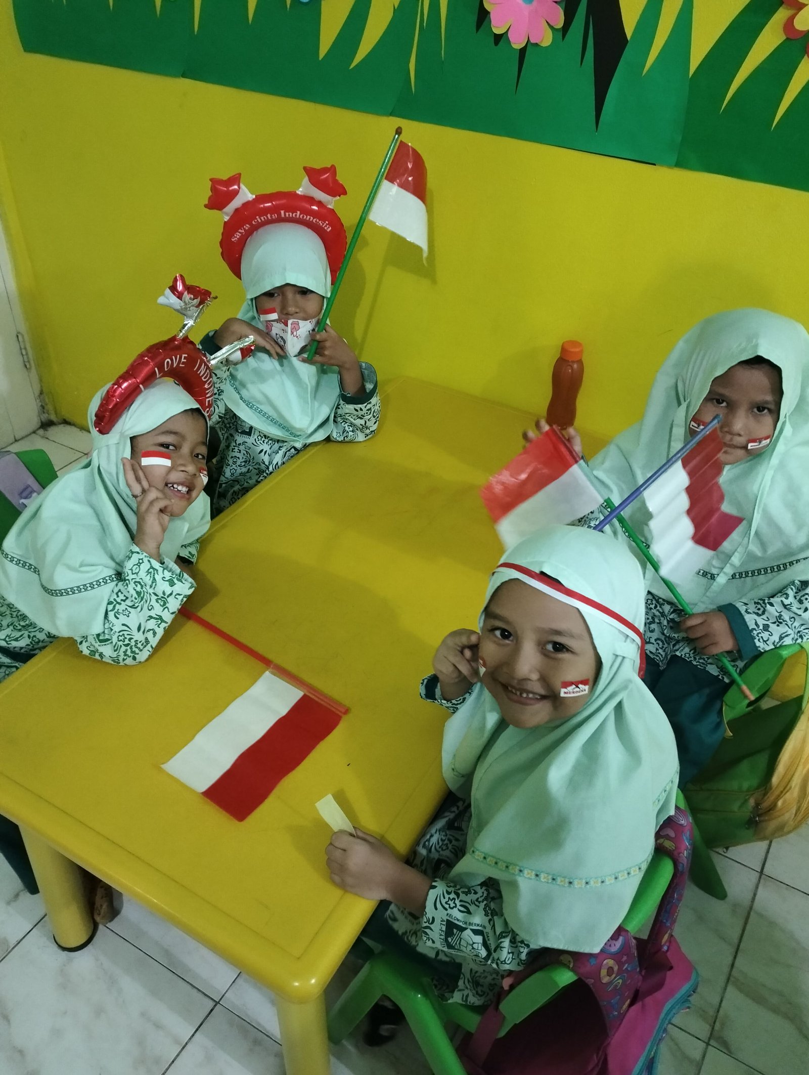 Menumbuhkan Cinta Tanah Air Sejak Dini